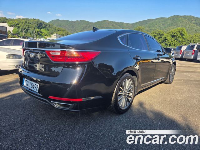 Kia K7 2018 — photo 7