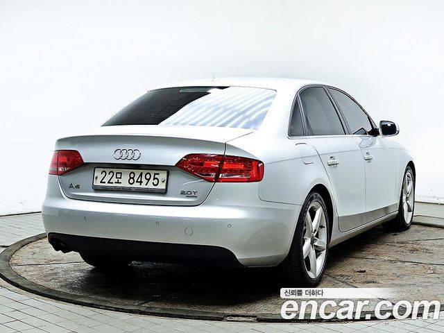 Audi A4 2011 — photo 4