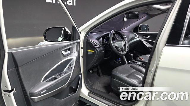 Hyundai Santafe 2016 — photo 10