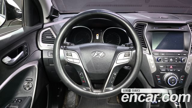 Hyundai Santafe 2016 — photo 12