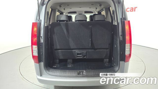 Hyundai Staria 2025 — photo 22