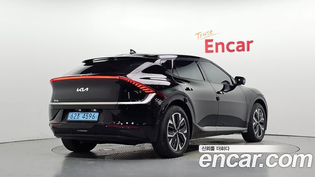 Kia EV6 2022 — photo 2