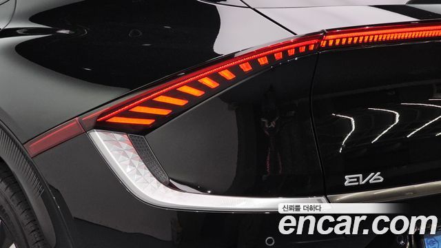 Kia EV6 2022 — photo 9