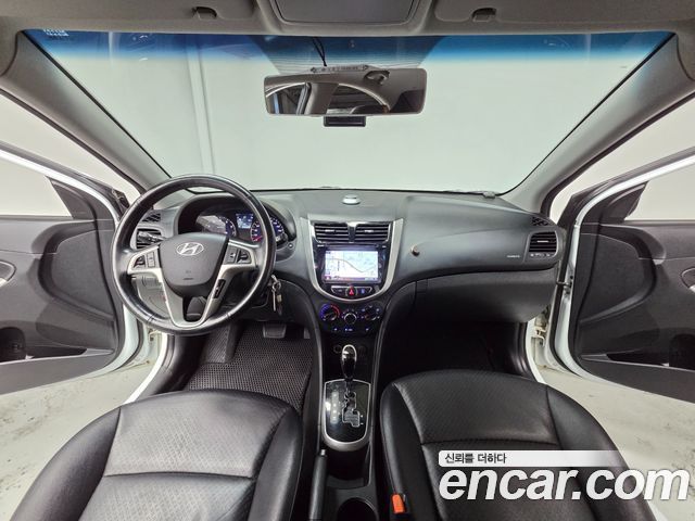 Hyundai Accent 2015 — photo 7