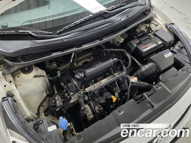 Hyundai Accent 2015 — photo 8