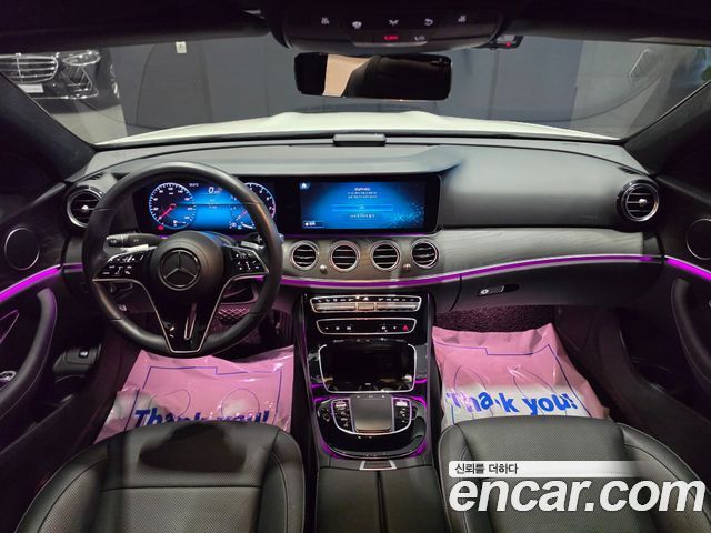 Mercedes-Benz E-Class 2023 — photo 7