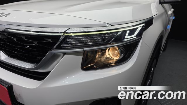 Kia Seltos 2022 — photo 8
