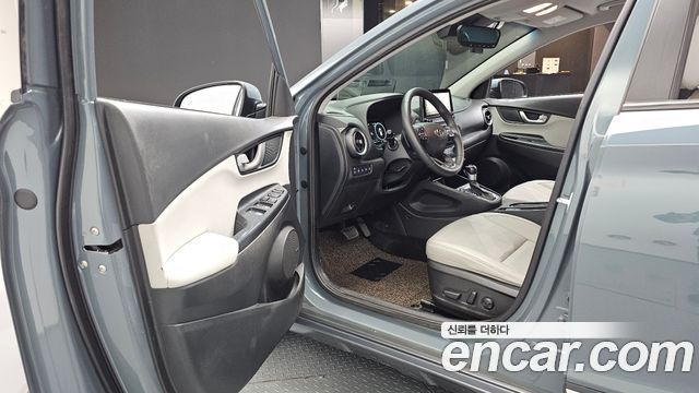 Hyundai Kona 2021 — photo 13