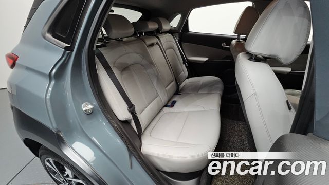 Hyundai Kona 2021 — photo 17