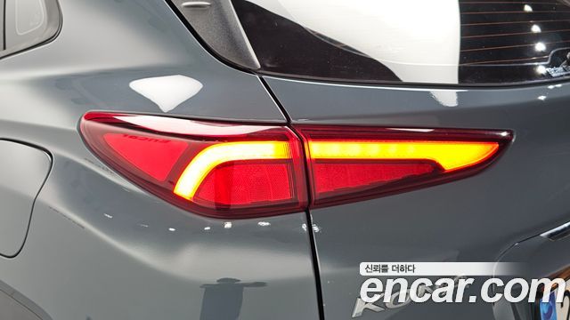 Hyundai Kona 2021 — photo 9