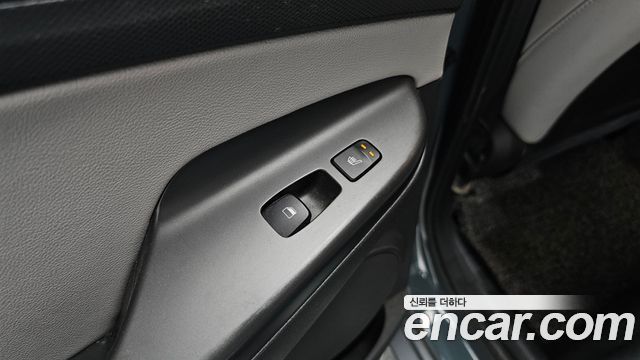 Hyundai Kona 2021 — photo 29