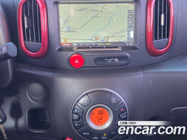 Nissan Cube 2013 — photo 15