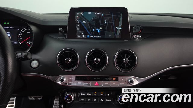 Kia Stinger 2020 — photo 14