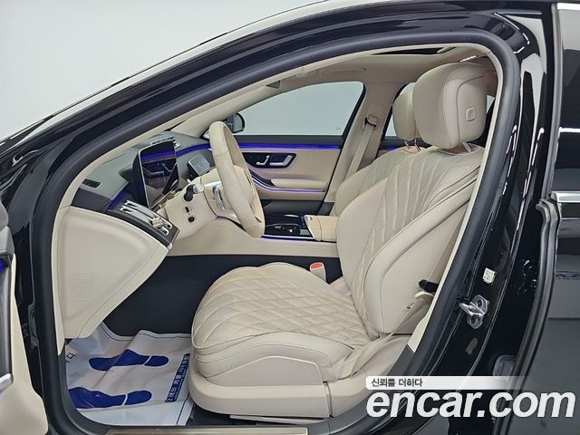 Mercedes-Benz S-Class 2022 — photo 11