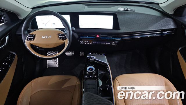 Kia EV6 2023 — photo 10