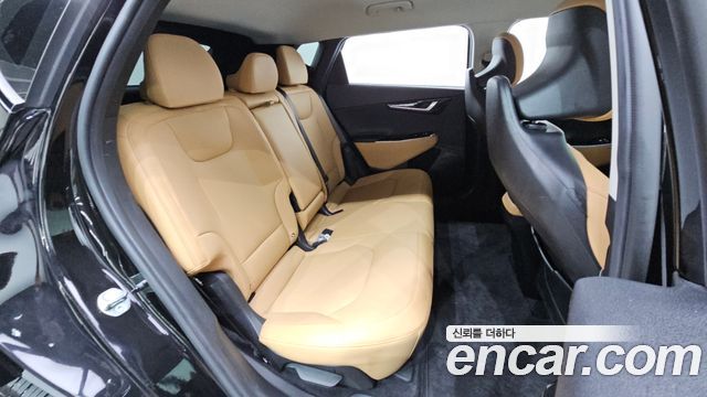 Kia EV6 2023 — photo 17