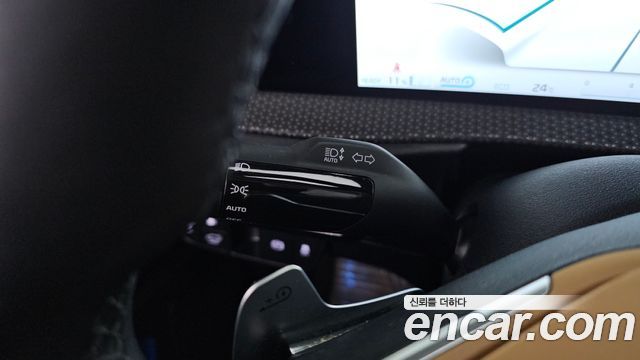 Kia EV6 2023 — photo 28
