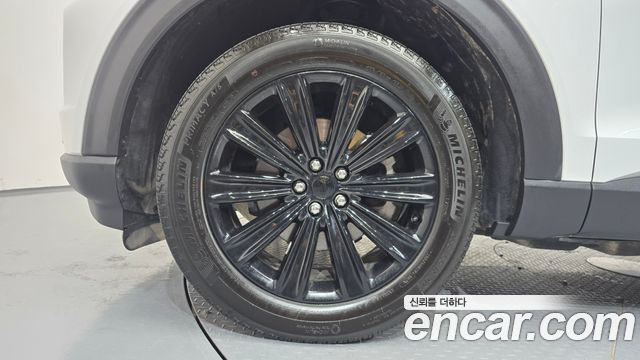 Ford Explorer 2022 — photo 5