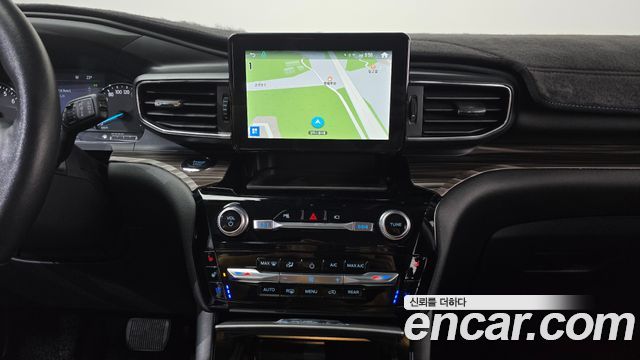 Ford Explorer 2022 — photo 13