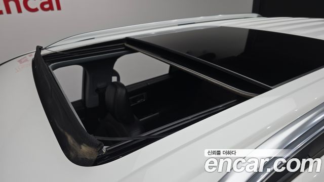 Ford Explorer 2022 — photo 19