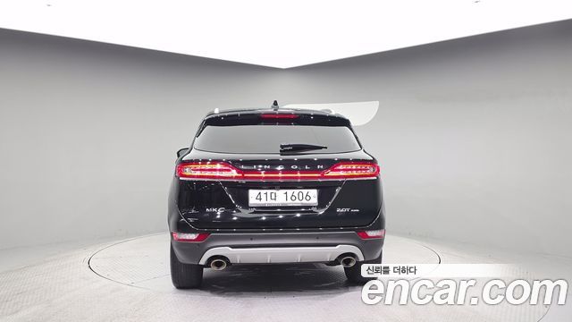 Lincoln MKC 2017 — photo 4