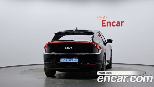 Kia EV6 2023 — photo 4