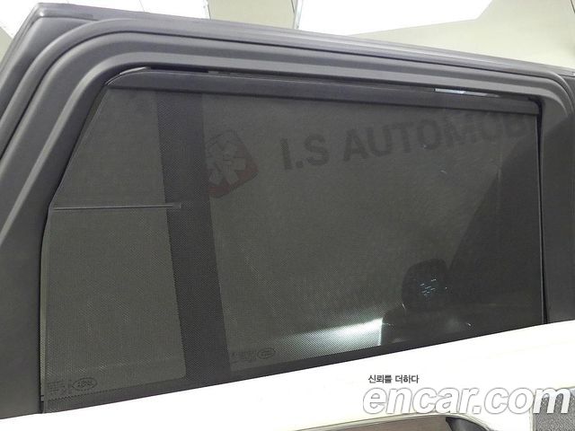 Land Rover Range Rover 2024 — photo 16