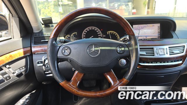 Mercedes-Benz S-Class 2008 — photo 13