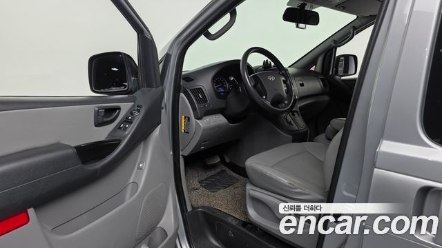 Hyundai Starex 2016 — photo 10