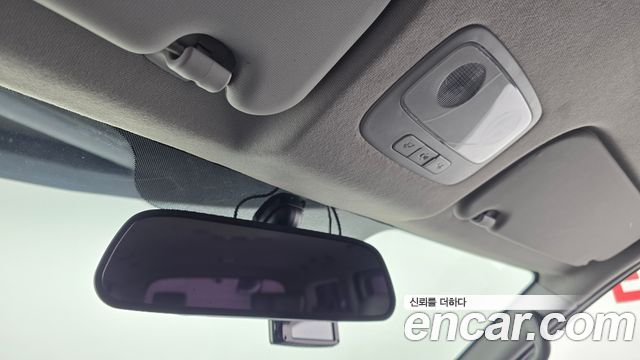 Hyundai Starex 2016 — photo 16