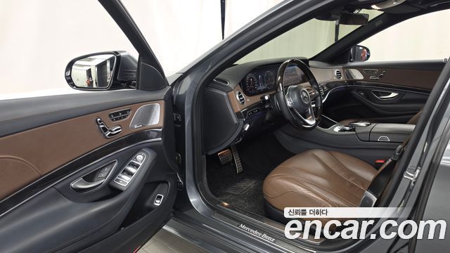 Mercedes-Benz S-Class 2019 — photo 13