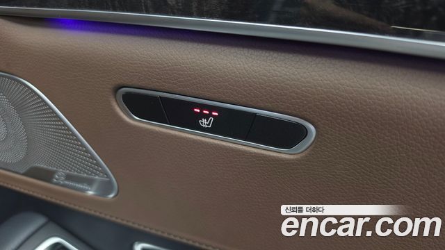 Mercedes-Benz S-Class 2019 — photo 25