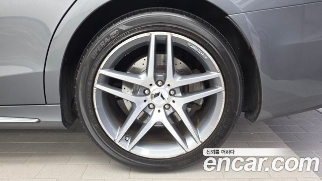 Mercedes-Benz S-Class 2019 — photo 7