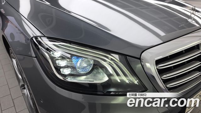 Mercedes-Benz S-Class 2019 — photo 8