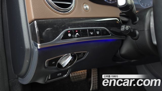 Mercedes-Benz S-Class 2019 — photo 28