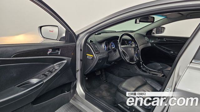 Hyundai Sonata 2013 — photo 13