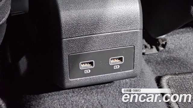 Renault Korea Zoe 2021 — photo 19