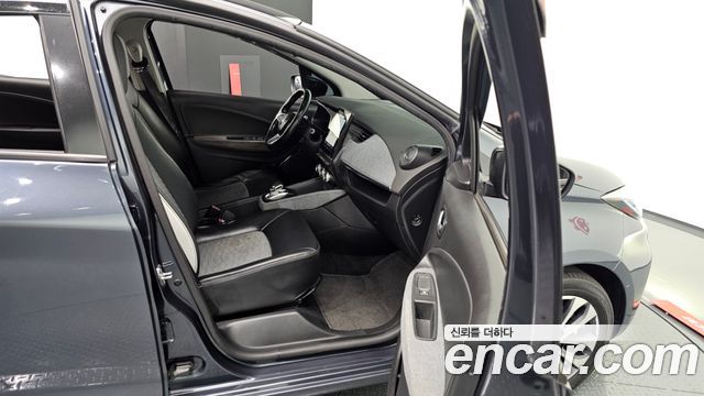 Renault Korea Zoe 2021 — photo 24