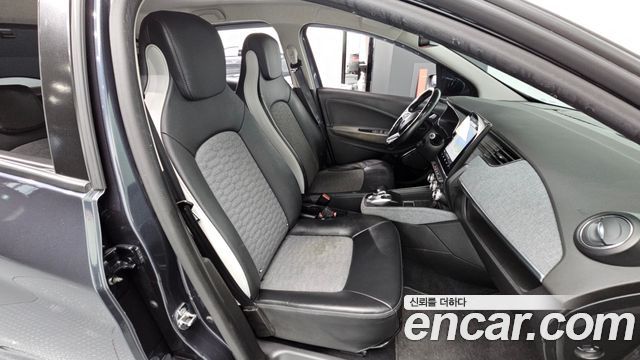 Renault Korea Zoe 2021 — photo 16