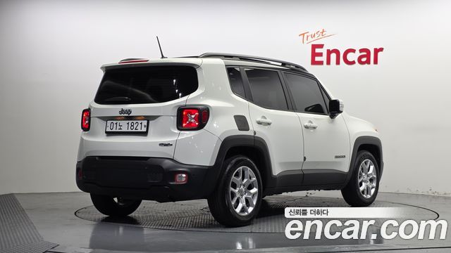 Jeep Renegade 2017 — photo 2