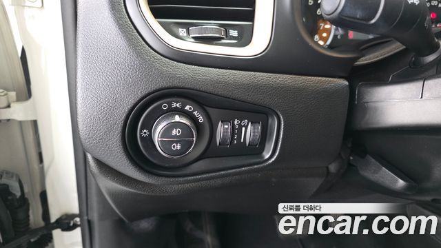 Jeep Renegade 2017 — photo 20
