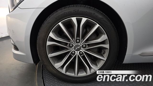Hyundai Genesis 2014 — photo 5
