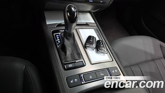 Hyundai Genesis 2014 — photo 9