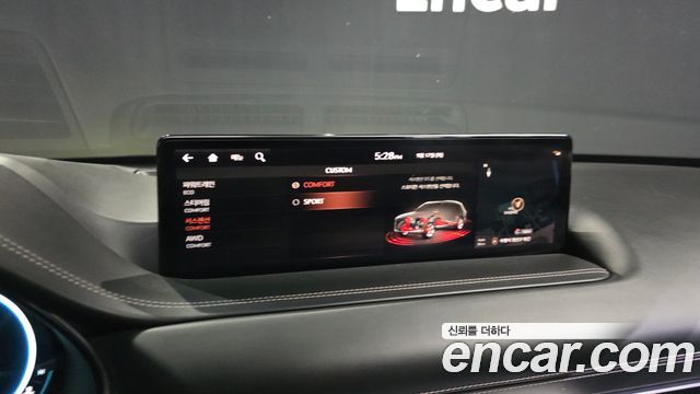 Genesis GV80 2020 — photo 23