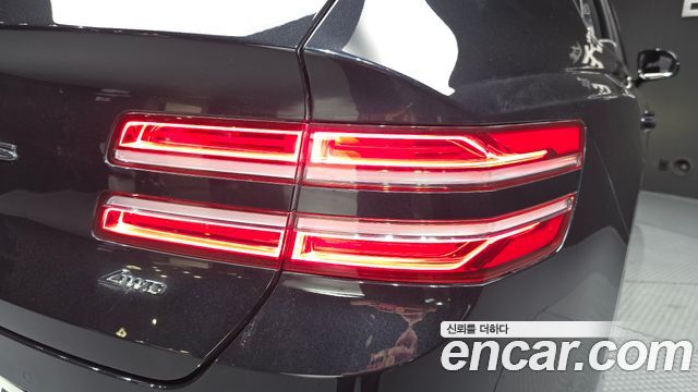 Genesis GV80 2020 — photo 9