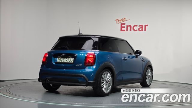 Mini Cooper 2022 — photo 2