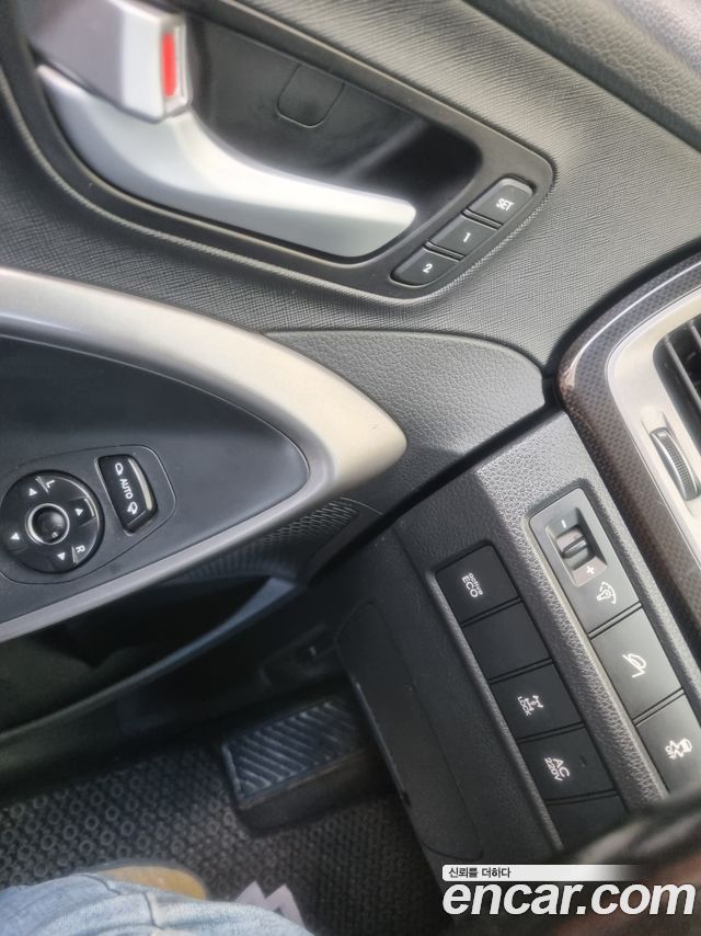 Hyundai Santafe 2015 — photo 16