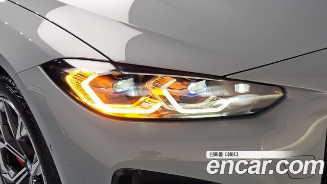 BMW 4-Series 2022 — photo 8