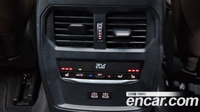 BMW 4-Series 2022 — photo 28