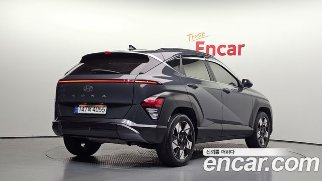 Hyundai Kona 2023 — photo 2
